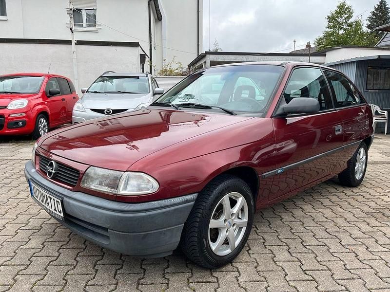 Gebraucht Opel Astra 71 PS (52 kW) 1995 Kleinwagen