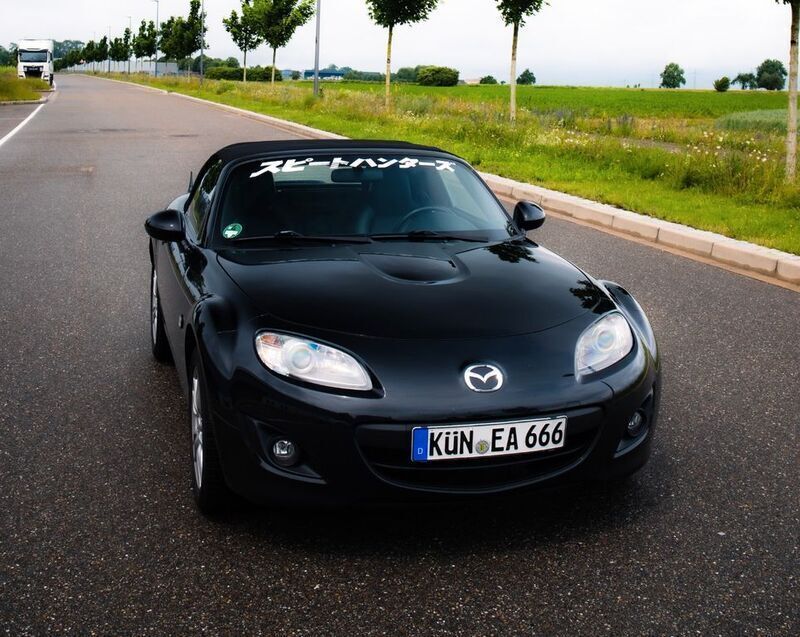 Schwarz Gebraucht 2011 Mazda MX5 Center-Line Cabrio | 12.000 € (Fairer Preis) - Bild 1/3