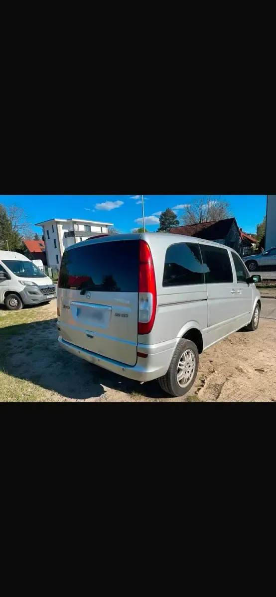 Gebraucht Mercedes Viano 130 PS (95 kW) 2004 Silber Van / Kleinbus