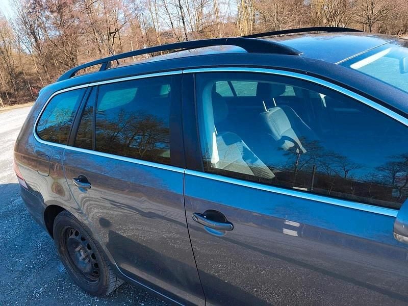 Gebraucht VW Golf V 122 PS (89 kW) 2008 Grau Kombi