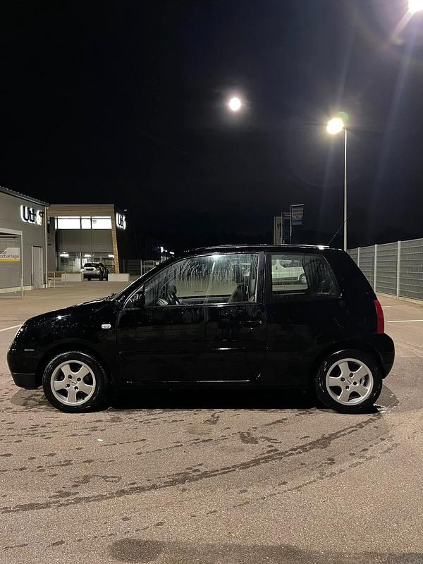 Gebraucht VW Lupo 60 PS (44 kW) 2001 Schwarz Kleinwagen