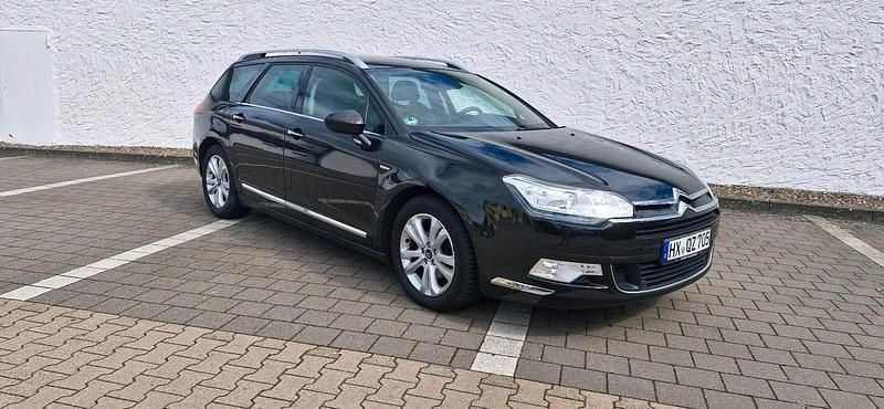 Braun Gebraucht 2012 Citroën C5 Exclusive Kombi | 5.799 € (Fairer Preis) - Bild 1/4