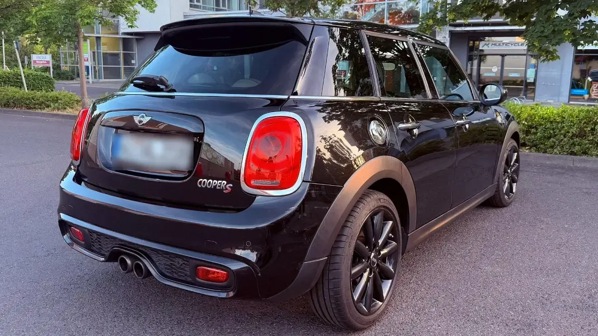 Gebraucht Mini Cooper S 192 PS (141 kW) 2015 Schwarz Kleinwagen