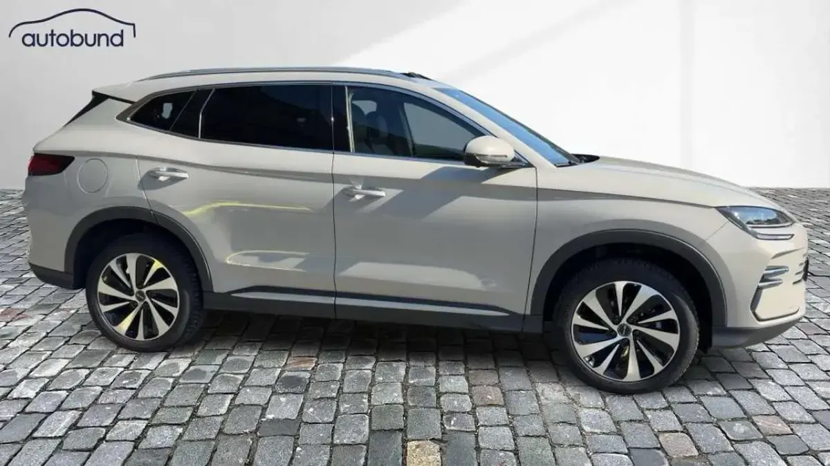 Gebraucht BYD Seal U Boost 218 PS (160 kW) 2025 Beige SUV