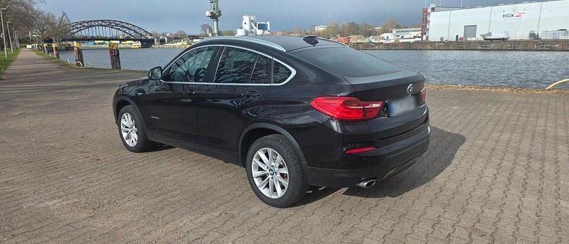Gebraucht BMW X4 Advantage 190 PS (139 kW) 2017 Schwarz SUV