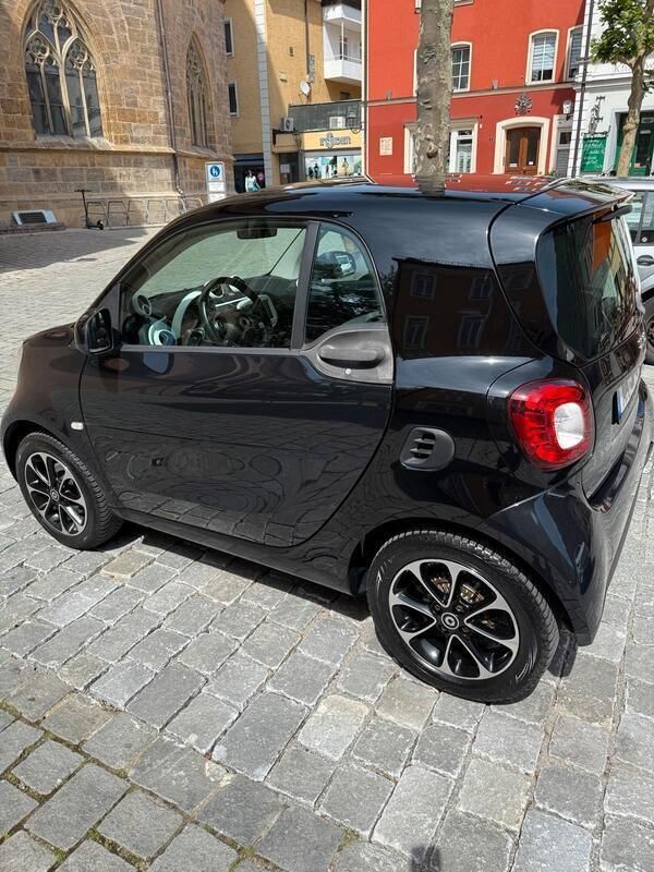 Schwarz Gebraucht 2015 Smart ForTwo Coupé Passion Coupé | 7.580 € (Fairer Preis) - Bild 1/4