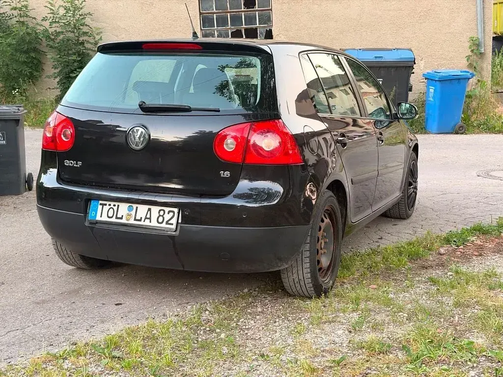Gebraucht VW Golf V Comfortline 102 PS (75 kW) 2007 Schwarz Limousine
