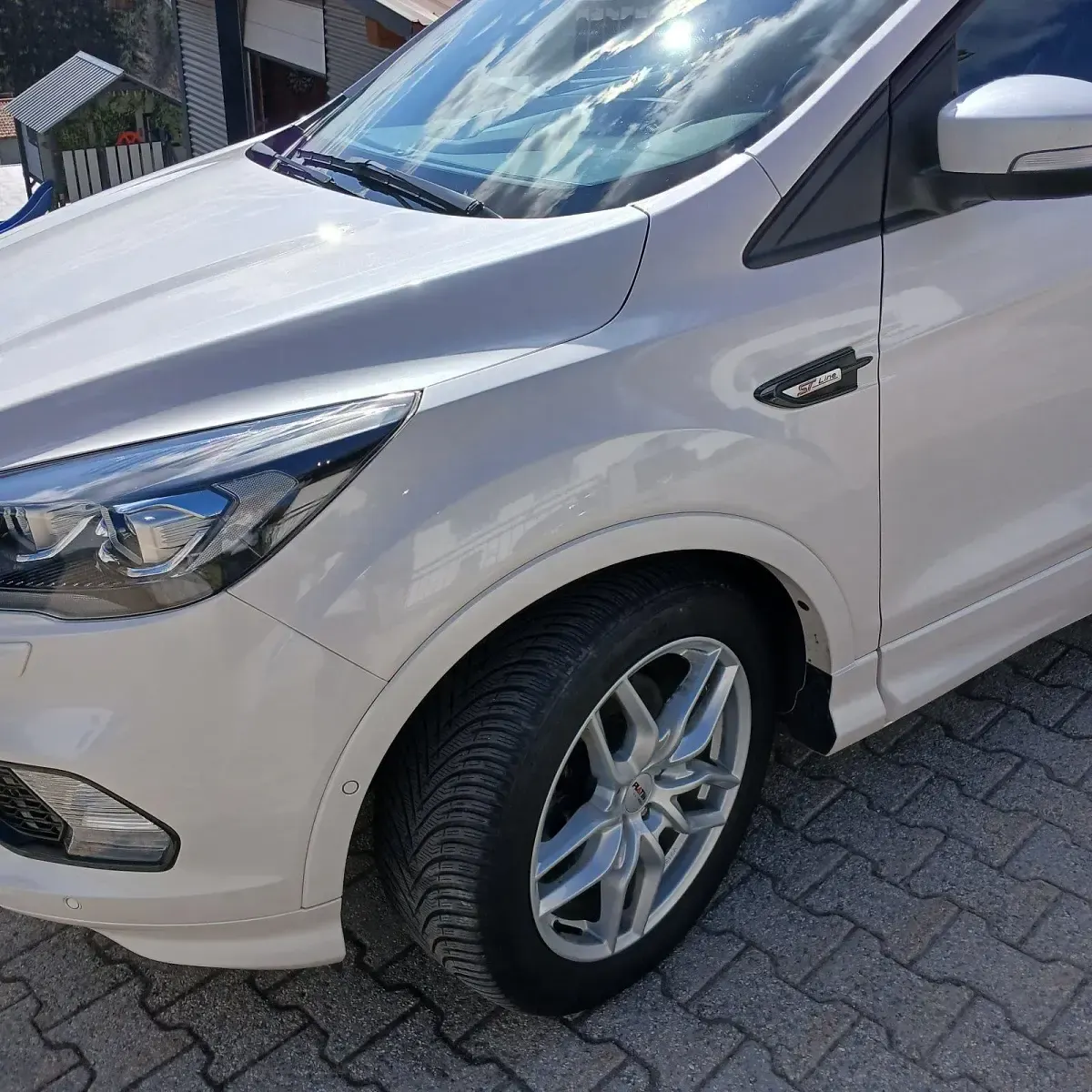 Gebraucht Ford Kuga ST-Line 180 PS (132 kW) 2019 Weiß SUV