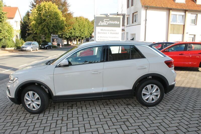 Gebraucht VW T-Roc 110 PS (80 kW) 2023 Ascotgrau SUV