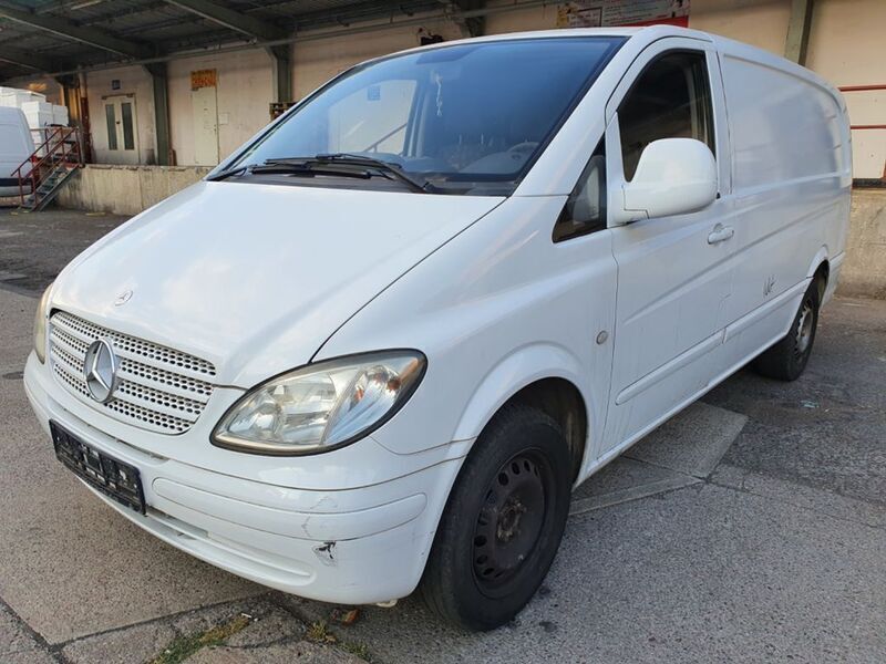 Gebraucht Mercedes Vito 116 PS (85 kW) 2006 Weiß Van