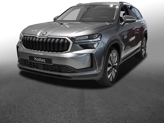 Grau Gebraucht 2026 Skoda Kodiaq Selection SUV | 49.990 € (Fairer Preis) - Bild 1/4