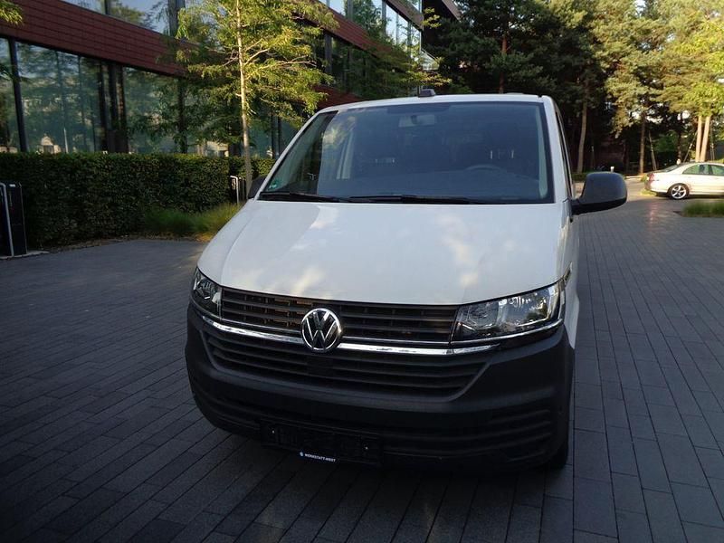 Weiß Gebraucht 2021 VW T6.1 Van | 23.990 € - Bild 1/4