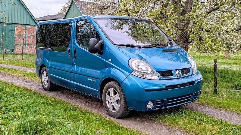 Gebraucht Renault Trafic 135 PS (99 kW) 2006 Blau Van / Kleinbus