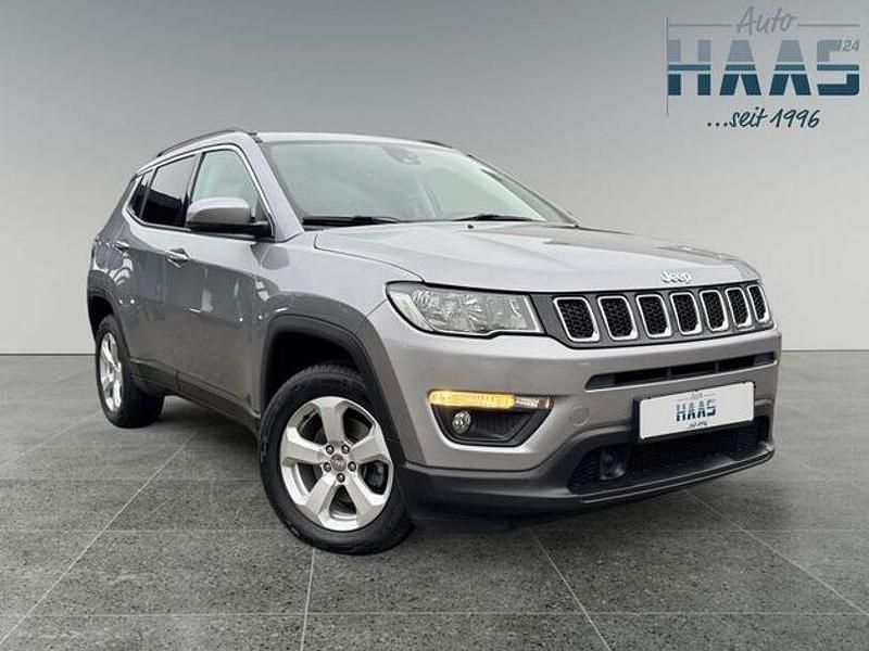 Grau Gebraucht 2018 Jeep Compass Longitude SUV | 21.490 € (Teuer) - Bild 1/4