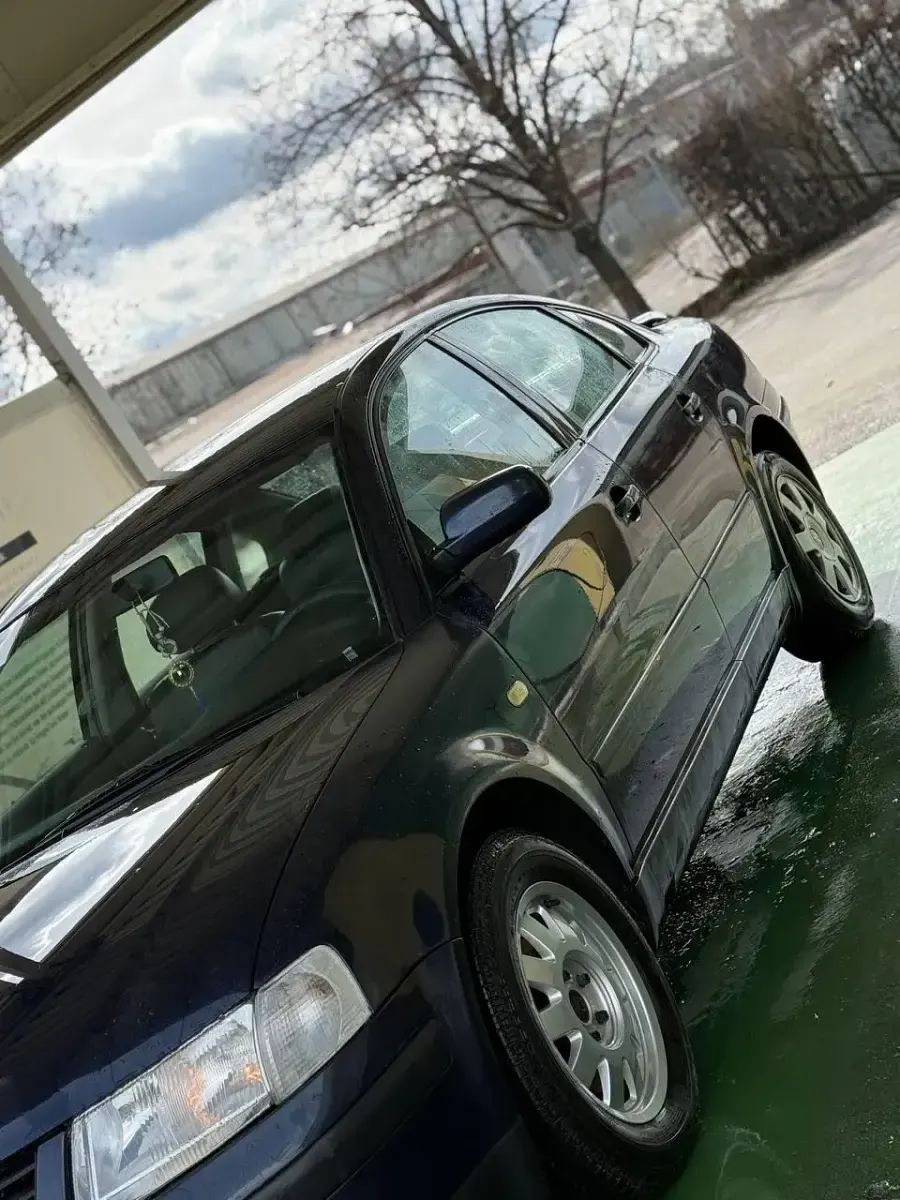 Gebraucht Audi A4 150 PS (110 kW) 1998 Blau Limousine