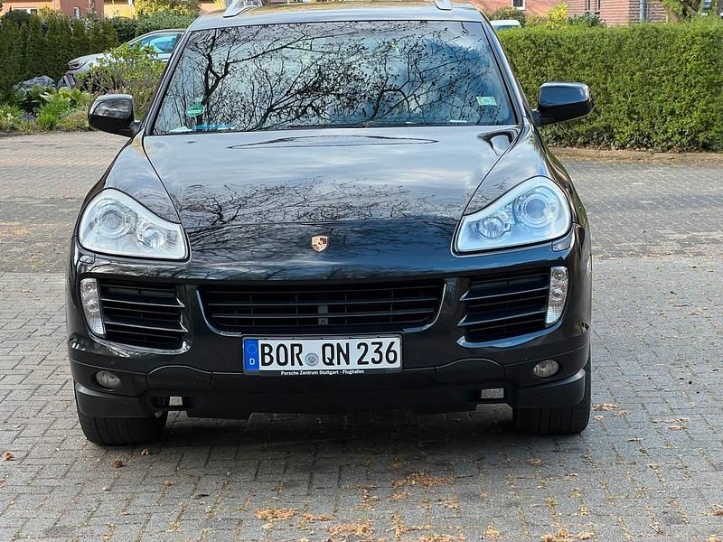 Gebraucht Porsche Cayenne 239 PS (175 kW) 2010 Schwarz SUV