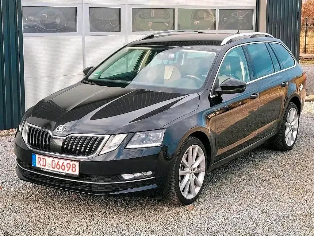 Gebraucht Skoda Octavia 180 PS (132 kW) 2018 Schwarz Kombi