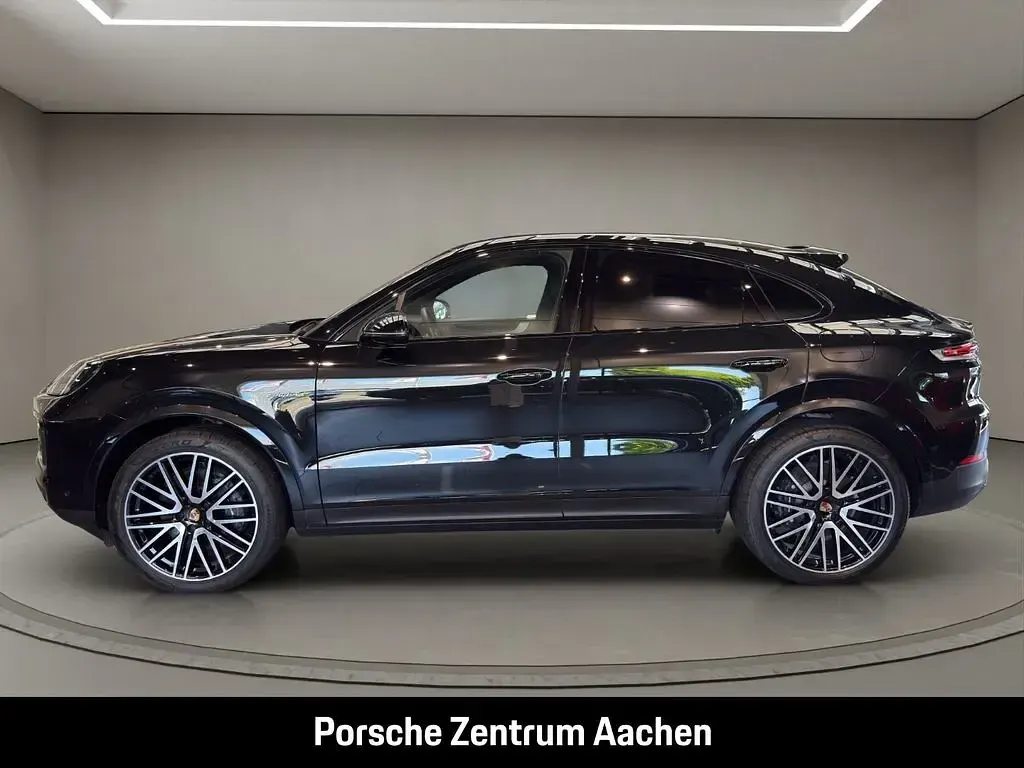 Gebraucht Porsche Cayenne E-Hybrid Coupe 470 PS (345 kW) 2025 Schwarz SUV