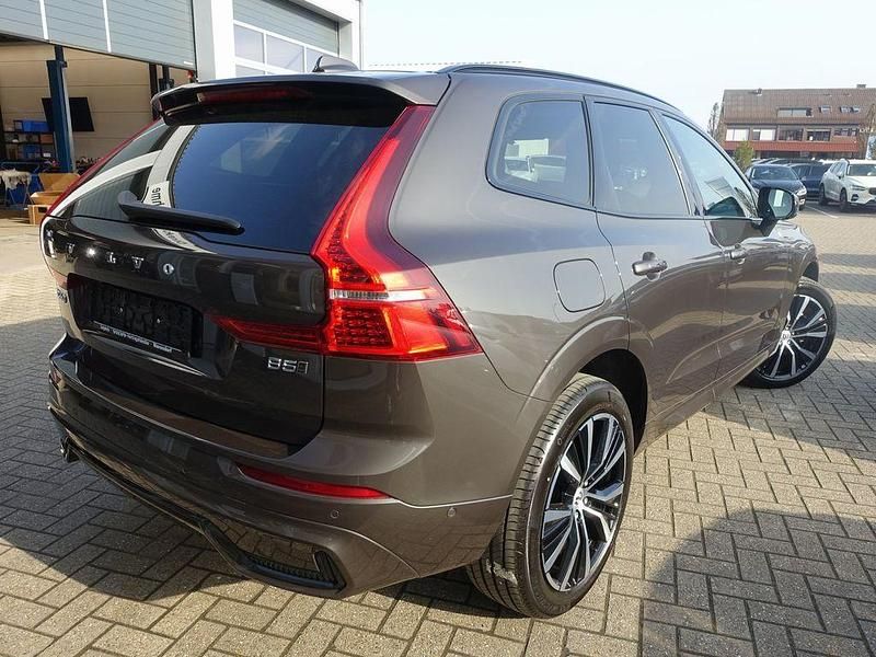 Gebraucht Volvo XC60 Plus 250 PS (183 kW) 2025 Grau SUV