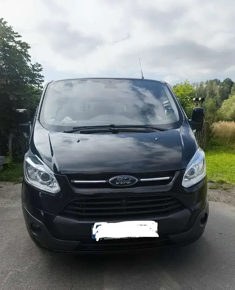Gebraucht Ford 300 Titanium 155 PS (114 kW) 2015 Van / Kleinbus