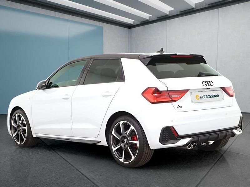 Second-hand Audi A1 207 CP (152 kW) 2023 Alb SUV