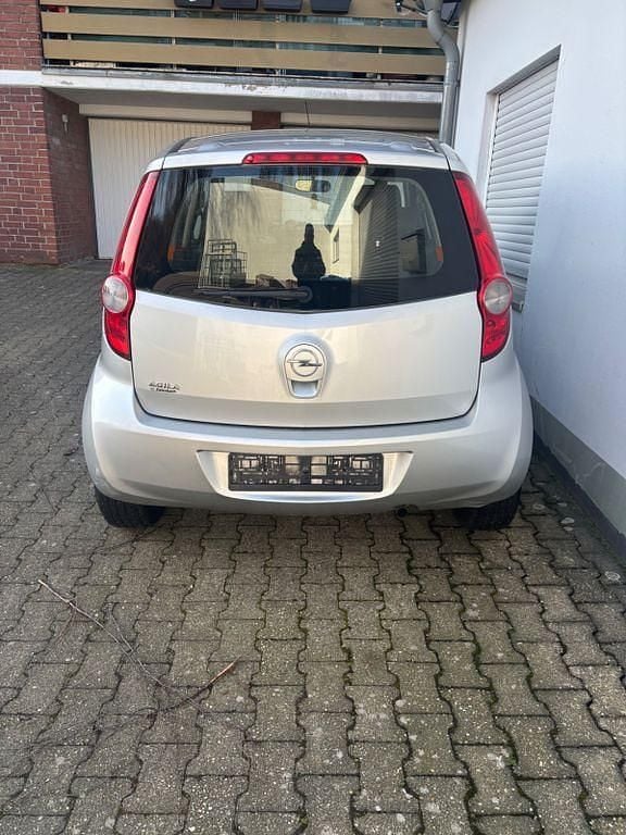Gebraucht Opel Agila Edition 94 PS (69 kW) 2009 Grau Kleinwagen