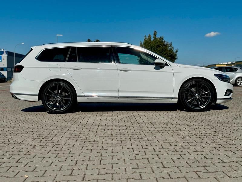Gebraucht VW Passat 400 PS (294 kW) 2021 Weiß Kombi