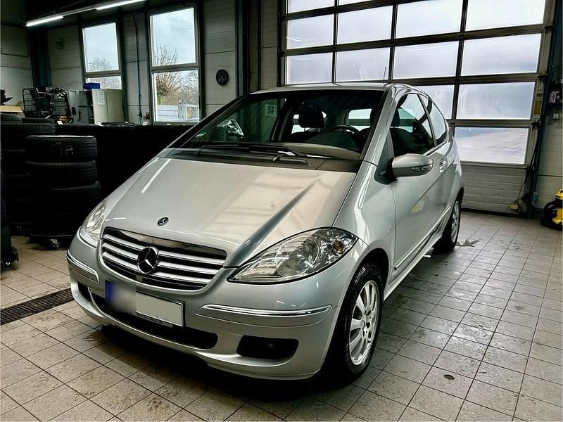 Gebraucht Mercedes A170 115 PS (84 kW) 2007 Silber Kleinwagen