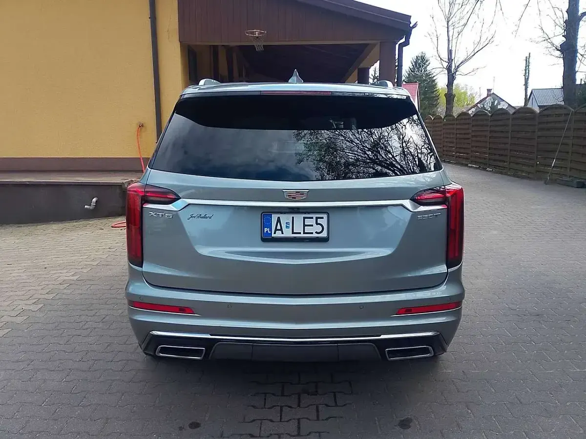 Gebraucht Cadillac XT6 238 PS (175 kW) 2023 Silber SUV