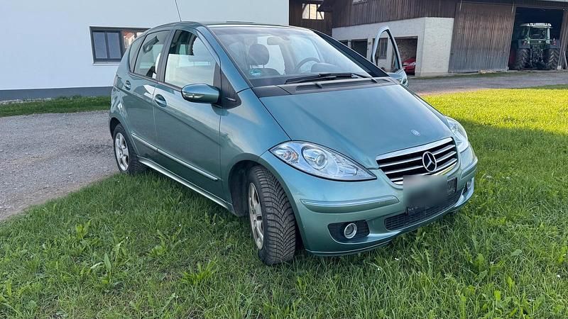 Grün Gebraucht 2004 Mercedes A150 Kleinwagen | 2.500 € (Fairer Preis) - Bild 1/4