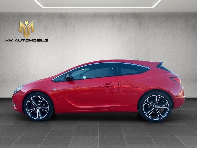 Gebraucht Opel Astra GTC Basis 170 PS (125 kW) 2015 Rot Coupé
