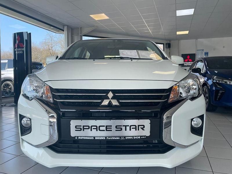 Gebraucht Mitsubishi Space Star Select 71 PS (52 kW) 2024 Weiß Limousine