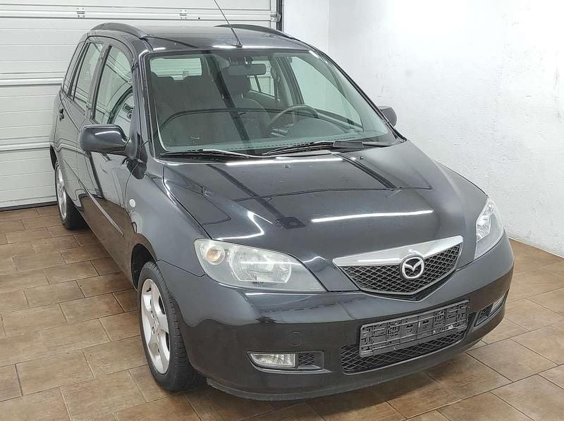 Gebraucht Mazda 2 Exclusive 101 PS (74 kW) 2003 Panther black Kleinwagen