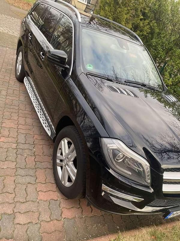 Gebraucht Mercedes GL350 258 PS (189 kW) 2014 Schwarz SUV