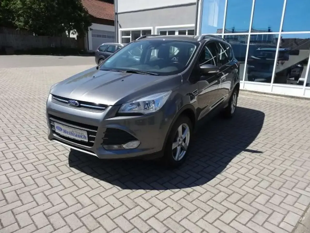 Gebraucht Ford Kuga Trend 140 PS (102 kW) 2014 Sterling gray (foe) SUV