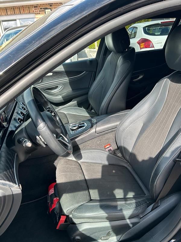 Gebraucht Mercedes E220 2019 Schwarz Kombi