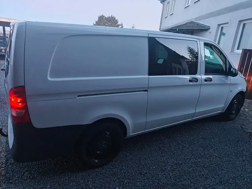 Gebraucht Mercedes Vito 163 PS (119 kW) 2023 Weiß Van