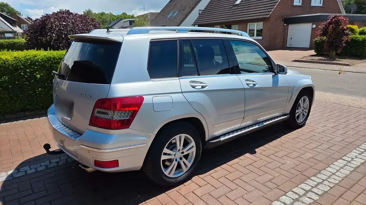 Gebraucht Mercedes GLK320 225 PS (165 kW) 2009 Silber SUV