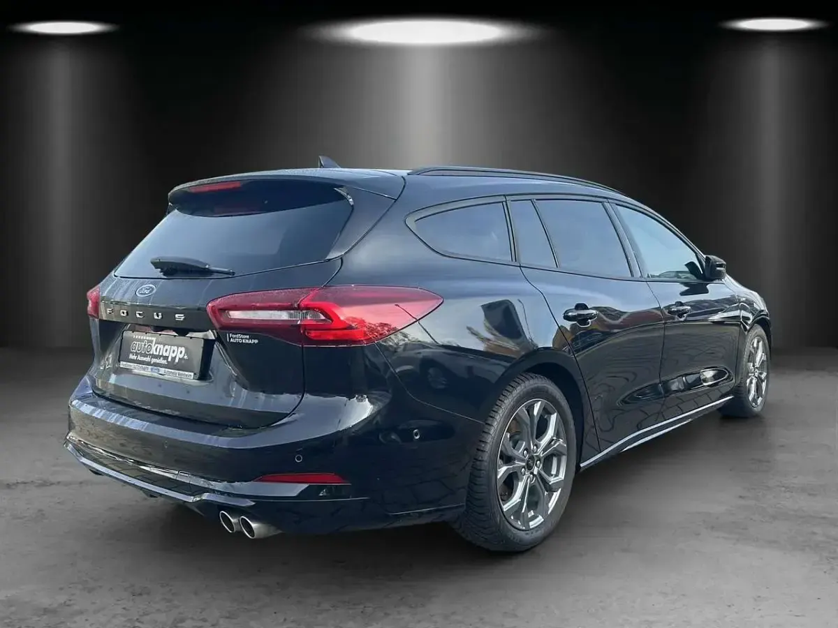Gebraucht Ford Focus ST-Line X 155 PS (114 kW) 2024 Obsidianschwarz Kombi