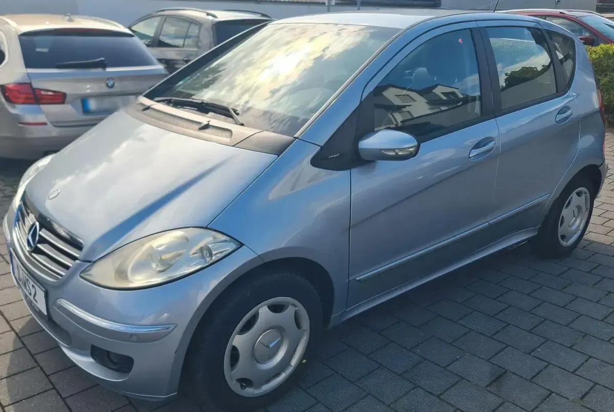 Gebraucht Mercedes A170 Avantgarde 116 PS (85 kW) 2006 Silber Limousine