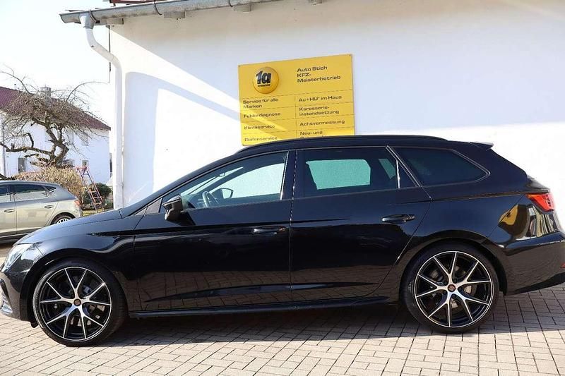 Gebraucht Seat Leon 4Drive 300 PS (220 kW) 2019 Mitternachtsschwarz Kombi