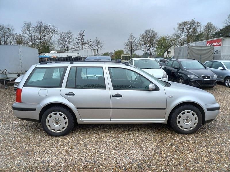 Gebraucht VW Golf IV 90 PS (66 kW) 2000 Silber Kombi