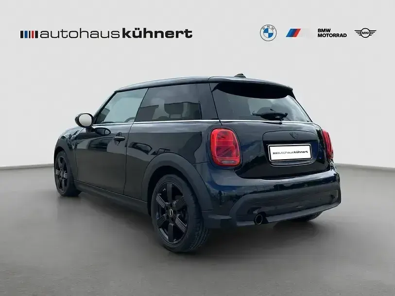 Gebraucht Mini ONE Classic 102 PS (75 kW) 2021 Schwarz Kleinwagen
