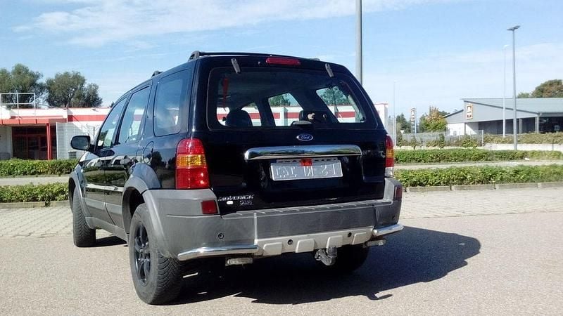 Gebraucht Ford Maverick 150 PS (110 kW) 2006 Schwarz SUV