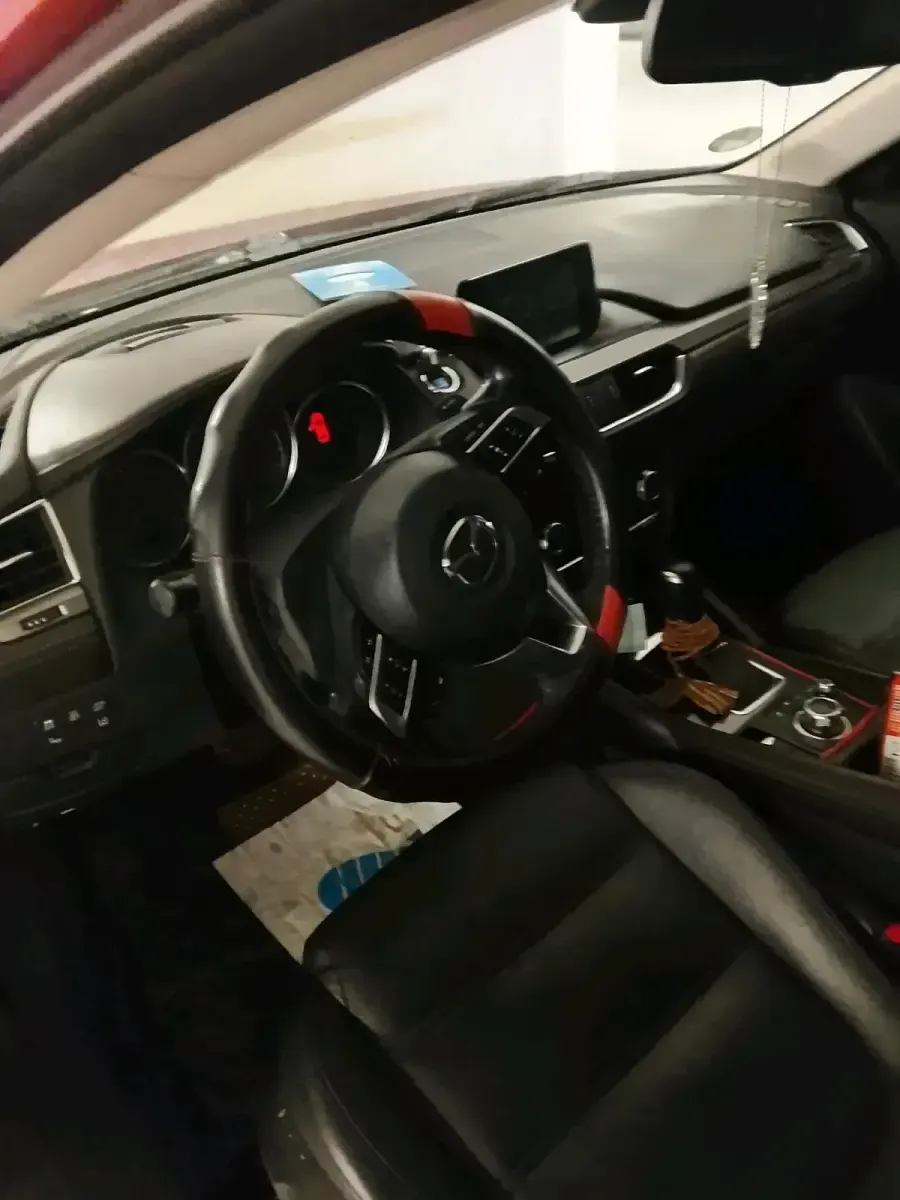 Gebraucht Mazda 6 175 PS (128 kW) 2016 Rot Kombi