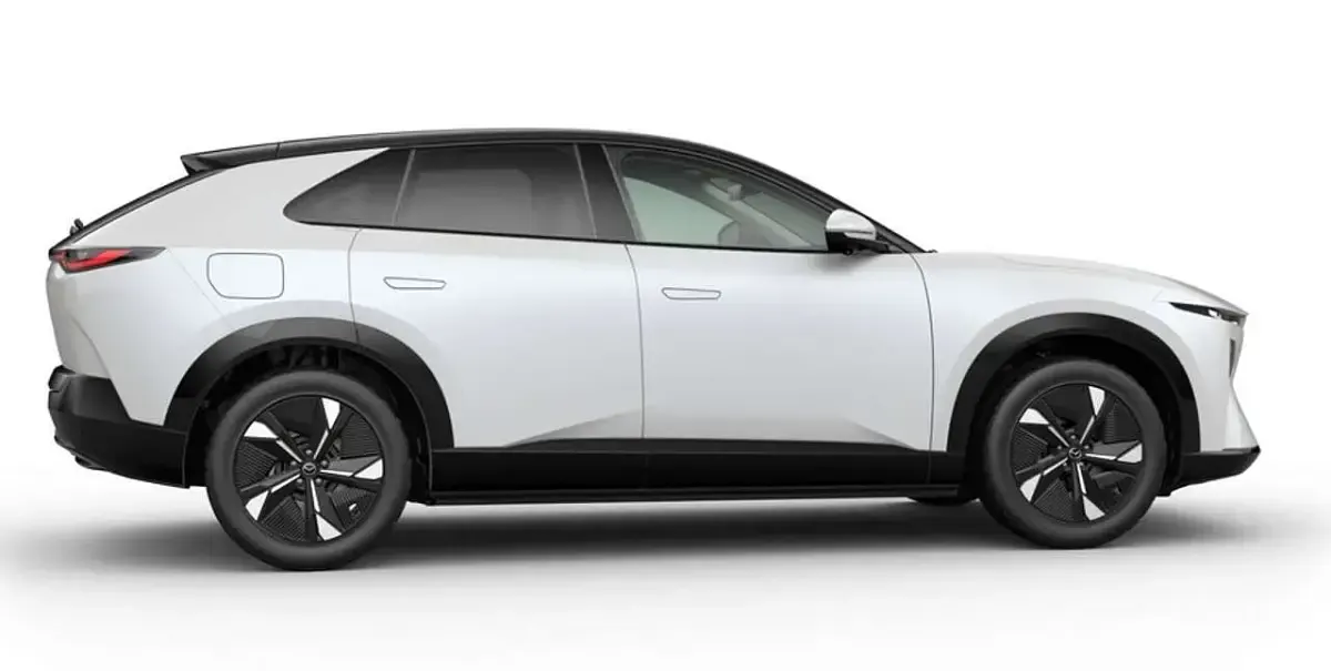 Neu Mazda CX-6e Takumi-Line 189 kW (258 PS) 2026 Crystal white pearl  black SUV