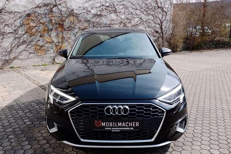 Gebraucht Audi A3 Sport 150 PS (110 kW) 2020 Schwarz Limousine