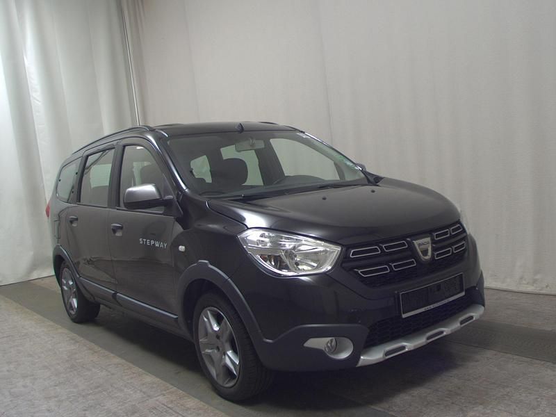 Gebraucht Dacia Lodgy 131 PS (96 kW) 2021 Schwarz Van / Kleinbus