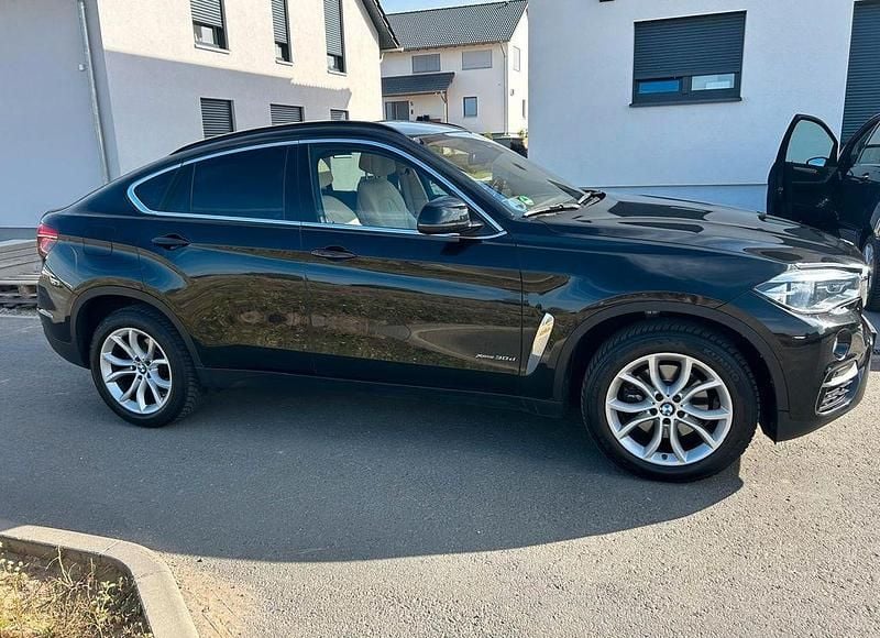 Schwarz Gebraucht 2016 BMW X6 SUV | 31.500 € (Guter Preis) - Bild 1/4