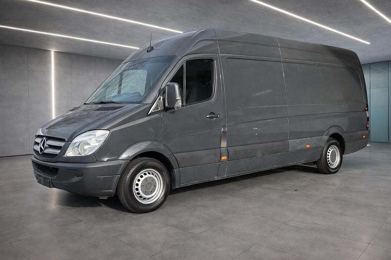 Schwarz Gebraucht 2012 Mercedes Sprinter Van | 7.500 € (Superpreis) - Bild 1/4
